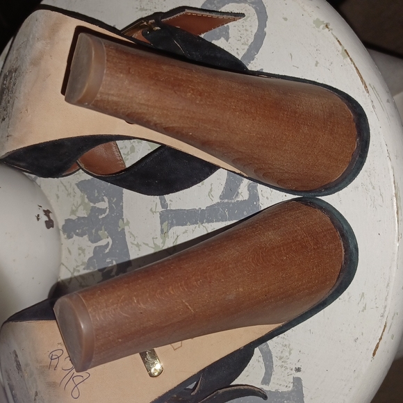 A.B.S Allen Schwartz Black suede Heels - Picture 7 of 7